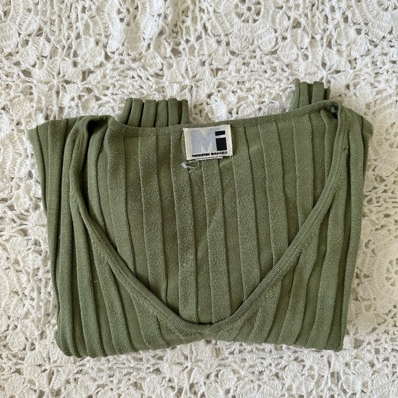 Green Cropped Sweater - Picture 4 of 5